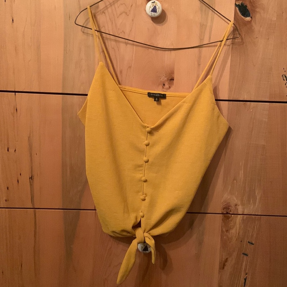 Cute details mustard tank top